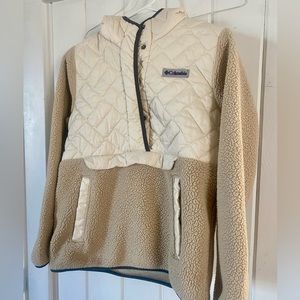 Columbia Hooded Fleece